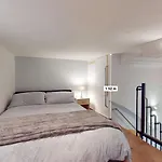 Cozy Apartment In Malasana For 4 Pax - Velarde