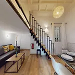 Cozy Apartment In Malasana For 4 Pax - Velarde